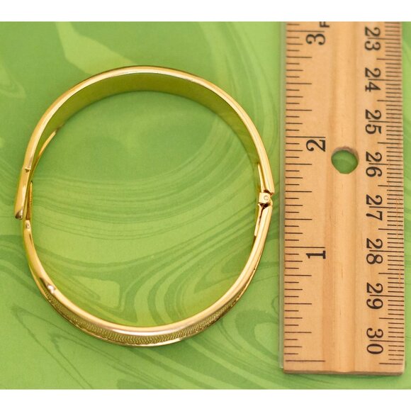 Vintage Art Nouveau Intricate Elven Gold Tone Hinged Bangle 7 inch by Monet - W1 - Picture 4 of 4